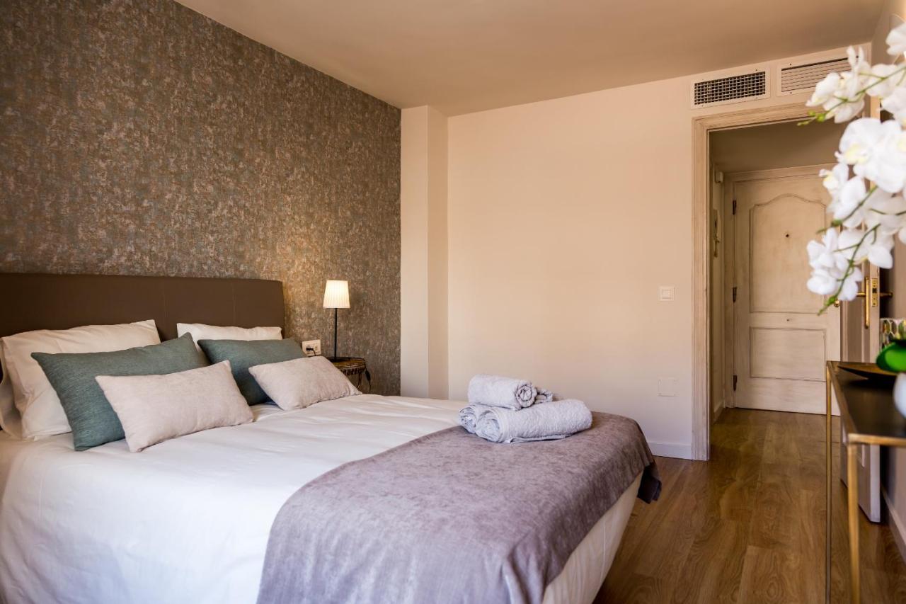 Urbe10 Plaza De La Merced 1 Bedroom Apartment Málaga Eksteriør billede